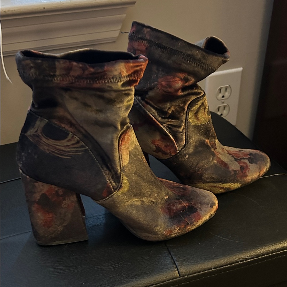 Stylish Women's Ankle Boots